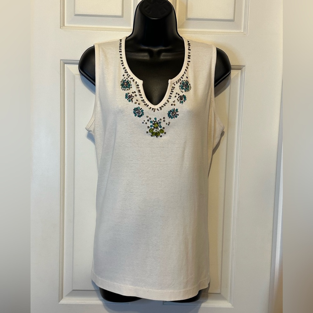 💙ST15-White Stag Embellished Beaded White Sleeveless Tank Top.